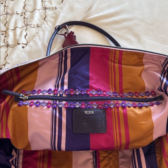 Tumi Anna Sui weekender bag - Picture 4 of 16